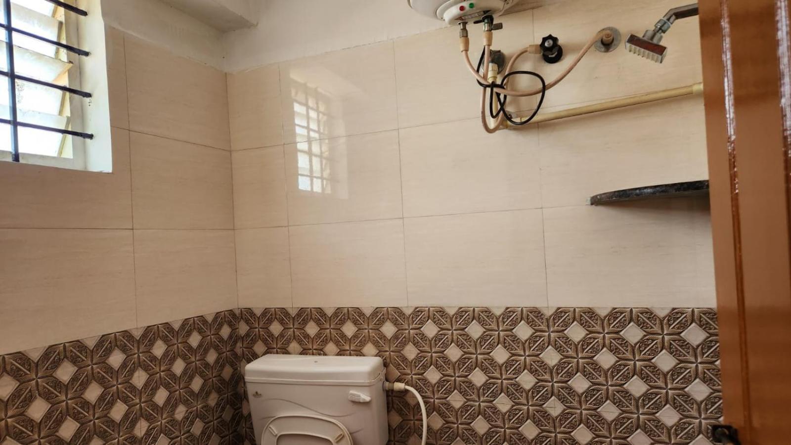 Varaha Residency Hotel Mysore Buitenkant foto