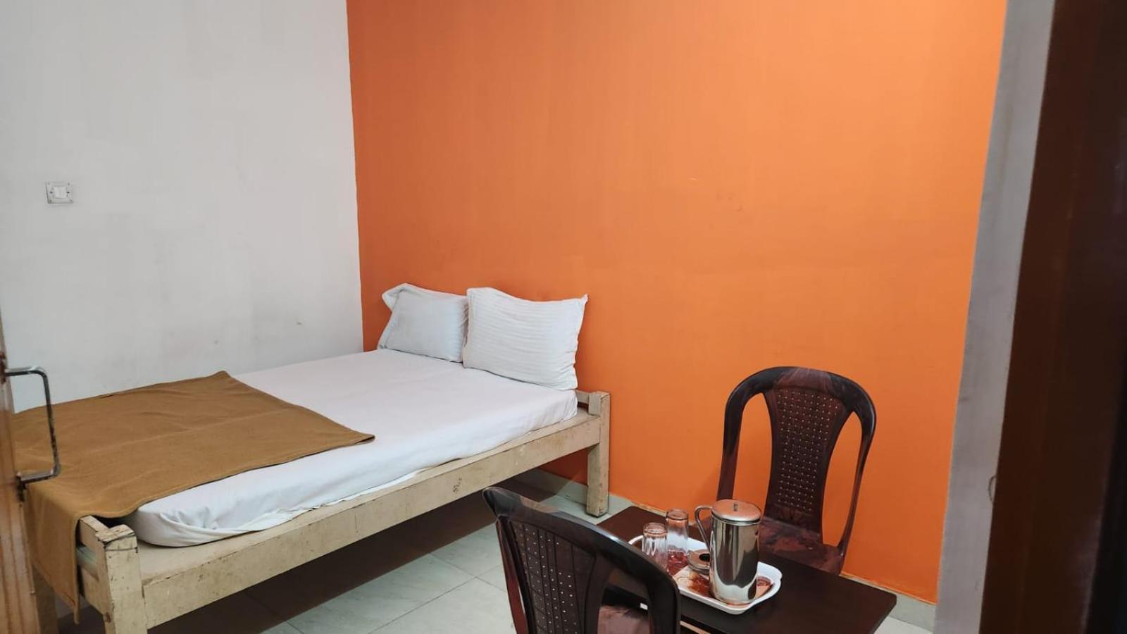 Varaha Residency Hotel Mysore Buitenkant foto